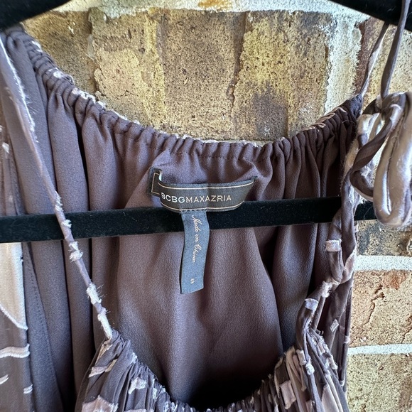 BCBGMaxAzria Chocolate and Cream Sleeveless Blouse - Picture 5 of 6